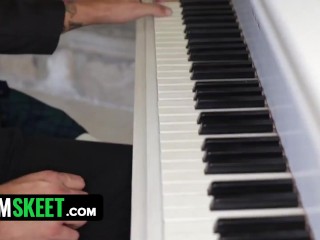 TeamSkeet - Gorgeous Blonde Babe With Sexy Body Turns Piano Lesson Into Hardcore Fucking Session