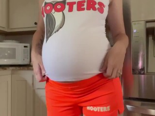 Pregnant Hooters Girl Lifts Her Shirt Fully For Bigger Tip