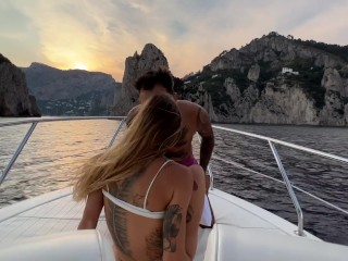 Sammmnextdoor - Date Night #08 - Fucking the captain on my boat tour to Capri while the crew watches