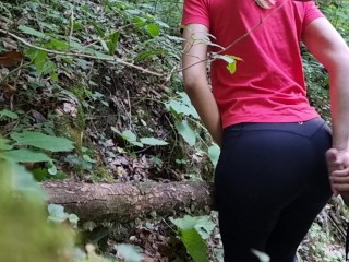 She begged me to cum on her big ass in yoga pants while hiking, almost got caught 