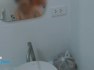 Fucking Hot College...Beautiful thai women จับเย็ดเสียวคาห้องน้ำสักหน่อย..แตกคาก้น