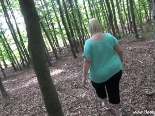 chubby girl with nice curves sucks and fucks boyfriend in the forest