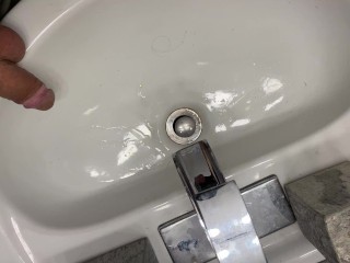 Home alone pissing in my step mom bathroom sink moaning pissgasm watch SQUIRT at END felt amazing