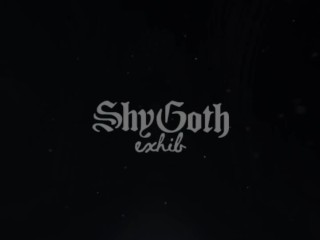 Teaser - longboarding at the beach ass view