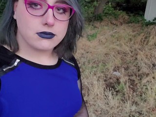 Tgirl takes a piss out in the open