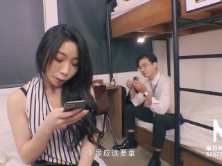 Trailer-Top Executive Sucks Cock In Hostel-Xia Qing Zi-MDHT-0016-Best Original Asia Porn Video