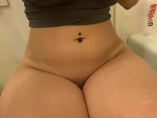 Thick Thighed Latina Taking A Relieving Piss