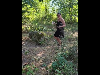 Romantic walk after wedding turns into blowjob and a squirt outside on the river trail