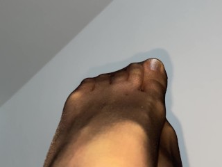 SUPER SHINY NYLON FEET CLOSE UP FOR FOOT FETISHIST