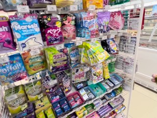 【※放課後玄関挿入※】18歳の黒髪合法JKがコンビニでお菓子を買ったあとアパートの玄関で制服のまま生ハメ