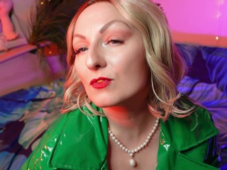 Vore Giantess Video - Evil MILF Mistress Humiliatrix - Dirty Talk