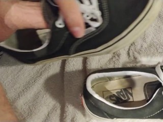 Fucking my GF's black authentic Vans and shooting a big load of semen on them