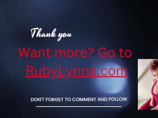 MILF RubyLynnne takes sensual bath!