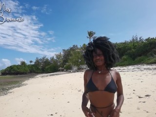 Bikini Session with Stunning Mrs Cookie Brownie (Female Black Model)