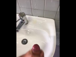 Sink cum