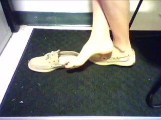 Shoeplay, Going from socks to barefoot, New Sperrys, Heelcrushing Frieda Ann Foot Fetish