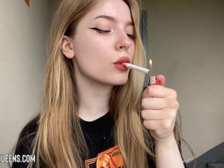 Smoking Fetish Girl 11