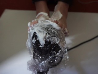 18 yo virgin girl plays with shaving foam - ASMR