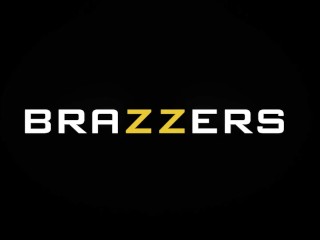 Dick Riding Buttcamp - Clea Gaultier, Sienna Day / Brazzers