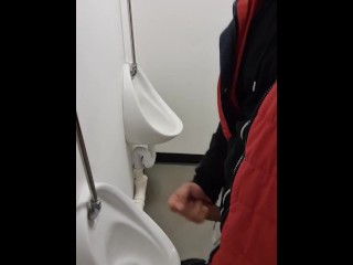 Quick cum in public toilet