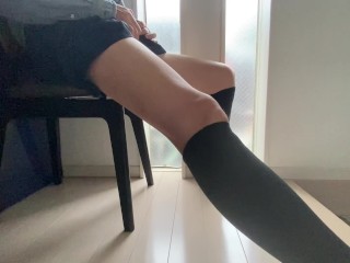 knee socks 💕 mini skirt 💖My black underwear is soaking wet 💦