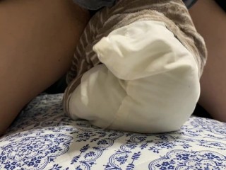 Masturbation by rubbing against the pillow makes my waist stiff