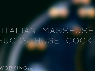 Italian masseuse Moona Snake blowjob and creampie with huge dick