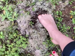 FEET FETISH GRASS NATURE