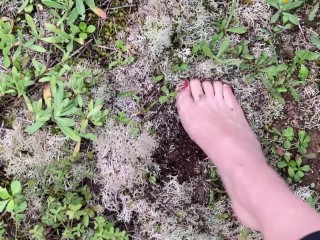 FEET FETISH GRASS NATURE