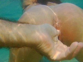 Close Up FUCK in the Sea # Underwater CUM leak n Vagina Cleaning