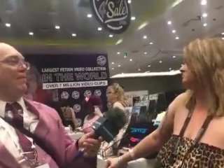 PORN Kimmie Kabooms with Jiggy Jaguar AEE 2020 Las Vegas