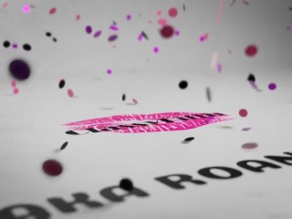 Having a wee in my YouTube outfit before filming 