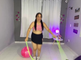 Latina caliente se ejercita y termina masturbandose - Natalia medina