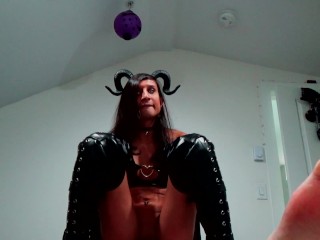 Slutty Halloween Succubus Sucks And Fucks Every Witch Way!