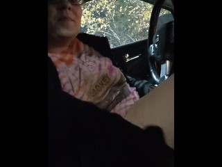 Long road trips make me horny. I had to pull over and cum