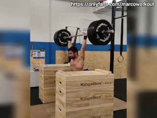 Low hang snatch, split jerk, back squat and abs