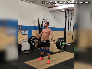 Low hang snatch, split jerk, back squat and abs