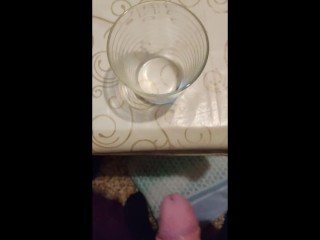 DADDY CUMSHOT INSIDE GLASS TO LET YOU DRINK IT