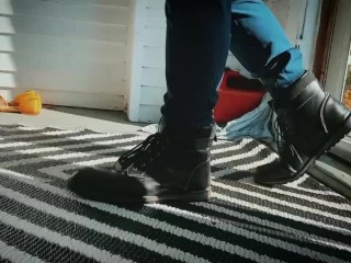 Sticky Situation ( Bimbo Step Sisters )