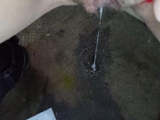 Back seat car floor quick piss dripping cum