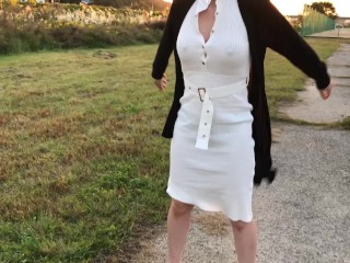 『個人撮影』巨乳熟女にピタッと白ワンピでノーブラ散歩＆お買い物♡ポッチが。 japanese/hentai/asian/milf/step mom/big tits/日本人/熟女/巨乳/素人/潮吹き