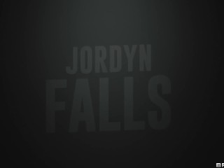 Bodega Bro Unlocks Impossible Achievement - Jordyn Falls, Gaby Ortega / Brazzers