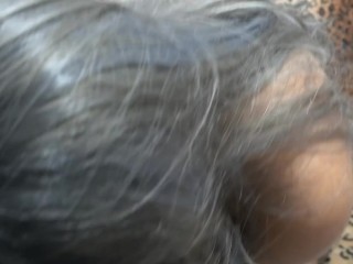 hermanastra graba video porno para su novio. Nos pusimos calientes y me dio el su culito