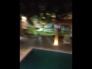 Exhibiéndome en lencería muy transparente, casi desnuda como una prostituta o una puta caliente