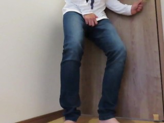 【女性向け】male jeans piss hold desperate/オシッコを我慢出来ずにジーンズ履いたままお漏らししちゃう日本人男性【あきにゃん／ASMR／男性喘ぎ声】