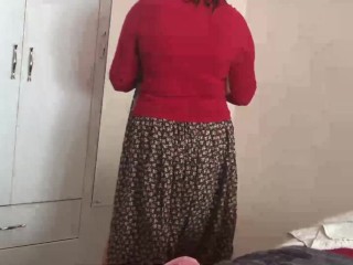 She Videos Her Turbaned Mother Coming Out Of The Bathroom Turkish Porn