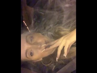 DAYTIME DRIVING THRU SAN FRANCISCO SMOKING WEED SMOKE TRICKS CANNABIS GODDESS SFW | ASHLYN GODDESS