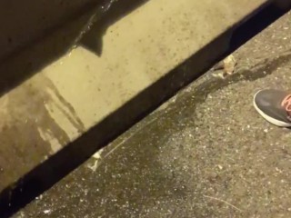 Pissing at parking whit my wife , carsex and pissing