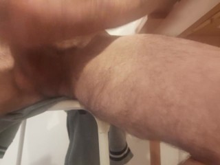 amateur cumshot. big dick