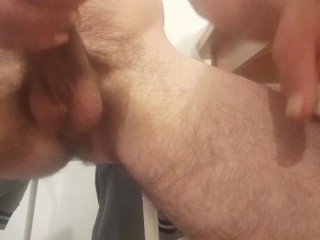 amateur cumshot. big dick